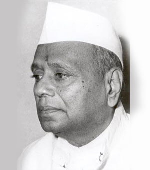 Image of Shri Ganpatrao Devji Tapase