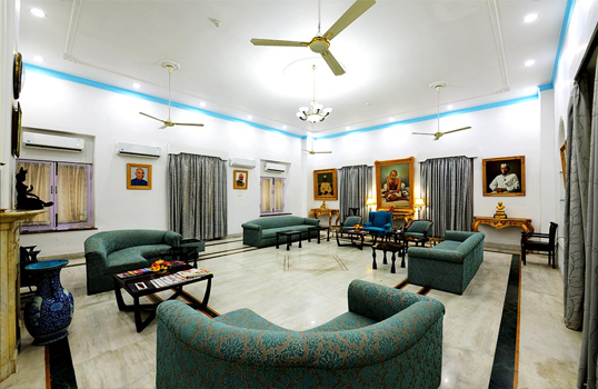 Image of Neel Kusum